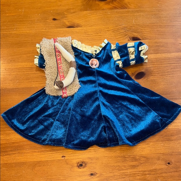 Build-A-Bear Princess Merida Royal Blue Dress with Gold Trim & Accesseries - Picture 1 of 6